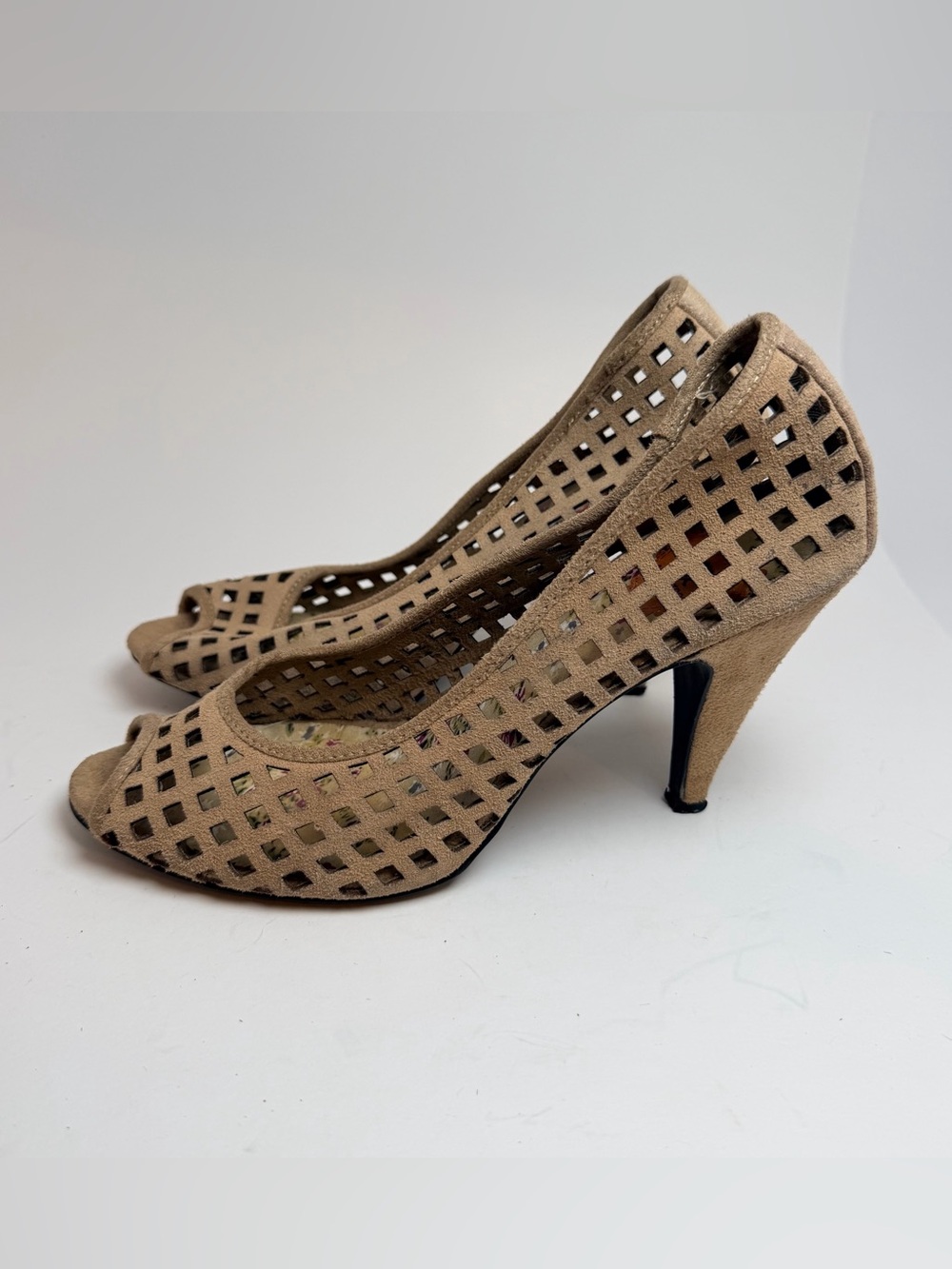 Rocket Dog Taupe Cutout Peep-Toe Heels